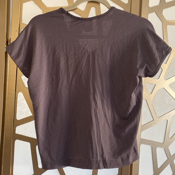 Nike Shirt 💜 - Picture 4 of 5